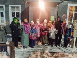 Традиционные рождественские колядки в селе Крапивье