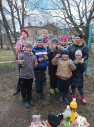 Жители села Гавриловское тоже присоединились а акции по благоустройству территории своего села.