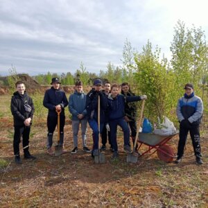 Мир, труд, май- о семье не забывай!