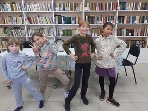 Конкурсная программа ко Дню девочек.