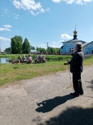 Весёлыми улыбками и хорошим настроением, поздравлениями и добрыми пожеланиями, песнями и танцами – отметили 8 июня День села Ляховицы.