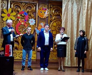Праздничная программа к Международному женскому дню в доме культуры с.Омутское
