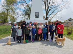 Патриотическая акция в селе Крапивье.