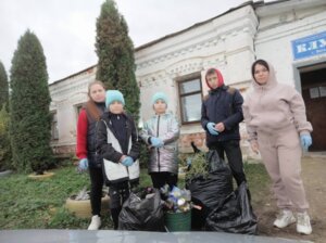 Субботник в селе Весь и в селе Красное